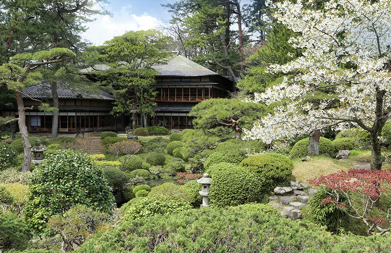 本間氏別邸庭園（鶴舞園）